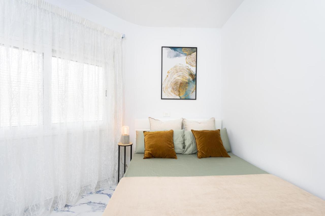 Hemeras Boutique Homes - Quiet Place 50M From The Sea Лос Кристианос Екстериор снимка