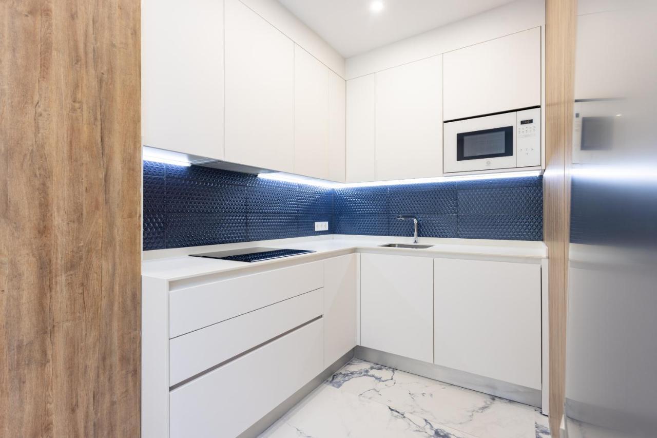 Hemeras Boutique Homes - Quiet Place 50M From The Sea Лос Кристианос Екстериор снимка